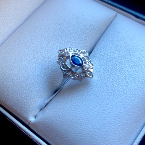 14k sapphire diamond ring - Picture 1 of 3
